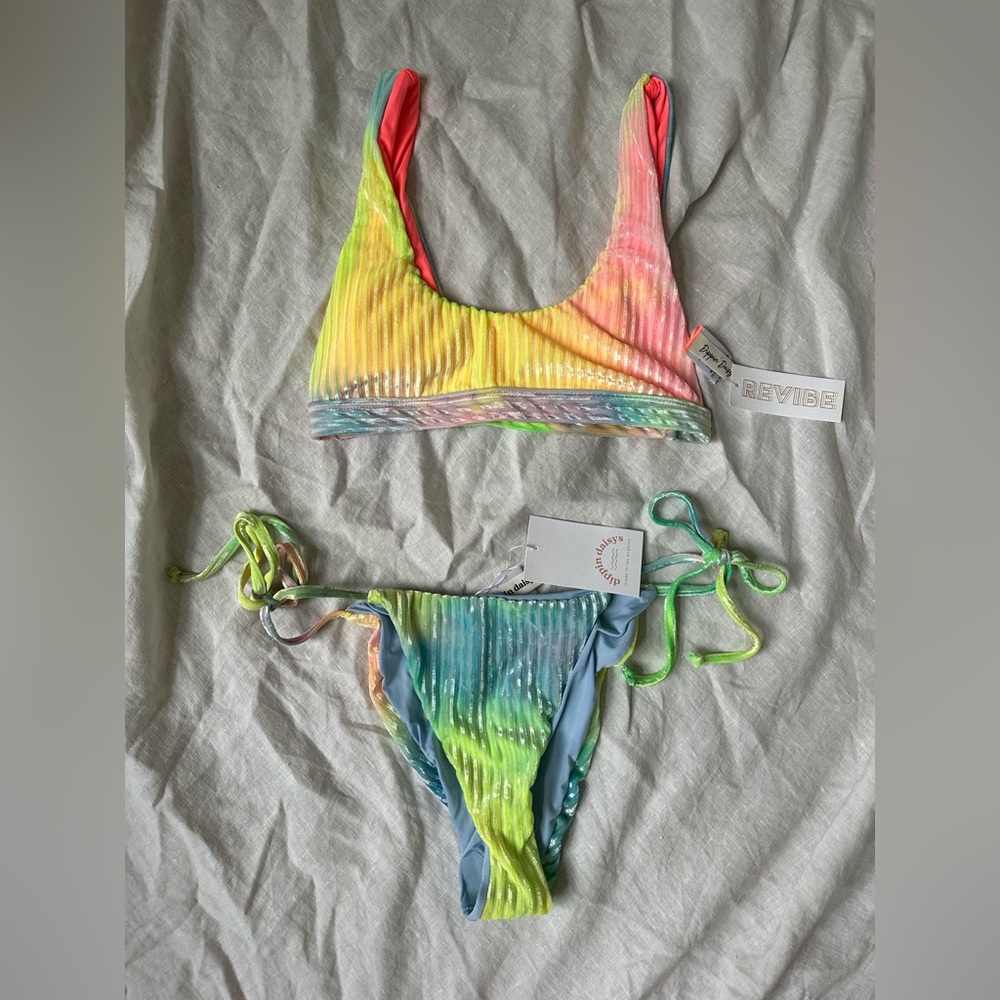 Dippin’ Daisy’s Festival top and Laguna bottom in Candy Tie Dye